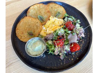 Деруни з Ростбіфом (320г)