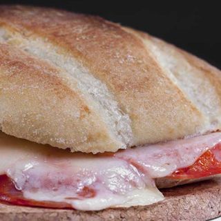 Bocadillo De Lomo Adobado