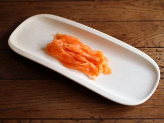 Слабосолений лосось (40g)