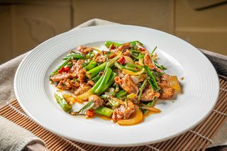 69 Agnello saltato piccante porri, coriandolo piccante