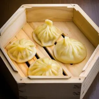 22 - Xiao longbao