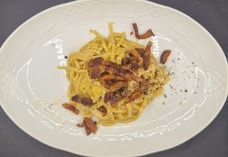 Spaghettoni freschi alla carbonara