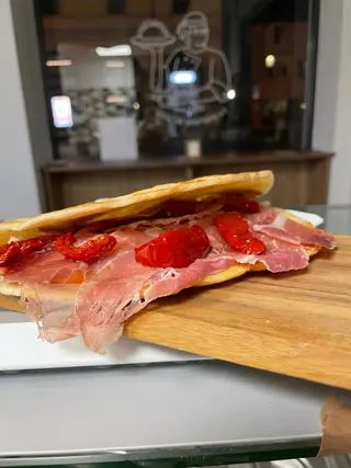 Imbruttita crudo