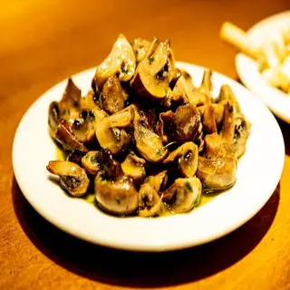 Champiñones salteados