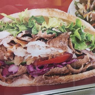 Menú doner falafel