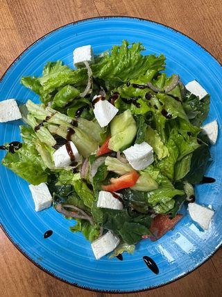 Салат "Греческий"
(0.271г)