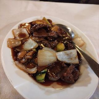 vedella amb salsa marró