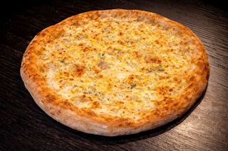 Pizza Quattro Fromaggi Ø 24cm