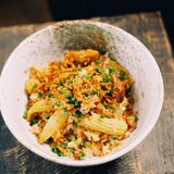 Рис з куркою ,ананасом та соєвими паростками
 (300г)