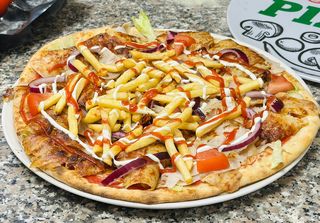 Pizza kebab completo