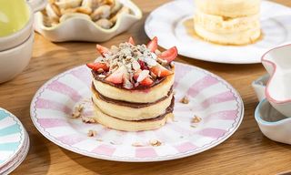 ფენქეიქი შოკოლადით,ხილით და თხილით