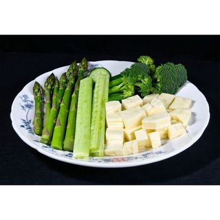 Veg Platter (Asparagus/Cucumber/Yam and Seasonal Veg)