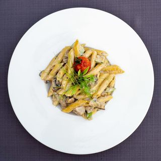 Penne cu hribi şi dovlecel