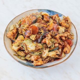 Piletina sa šampinjonima i povrćem