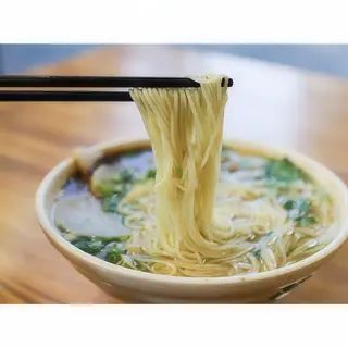 Sopa De Tallarines Especial