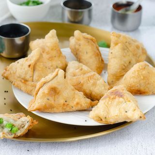 Menú Plato Samosas (3 Uds.)