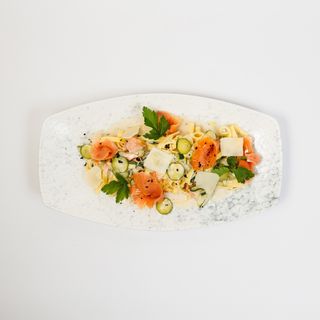 Tjestenina s tikvicama i dimljenim lososom