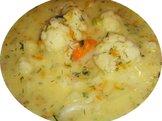 Kalafiorowa zabielana z koperkiem