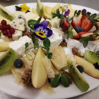 Platou de branzeturi frantuzesti ptr.2  pers