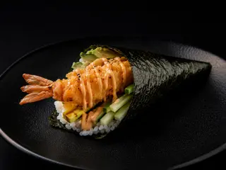 Temaki gambero fritto