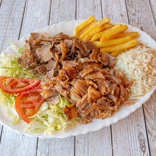 plato kebab con Arroz 