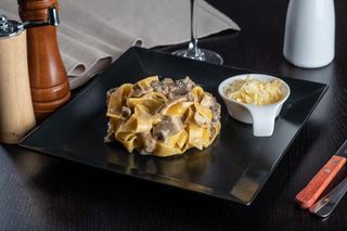  Esența pământului (Essenza della Terra)