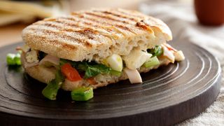 Panini + 1 Pot Lacté + 1 Belle saveur