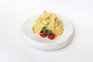 Piept de pui cu sos de curry Q
