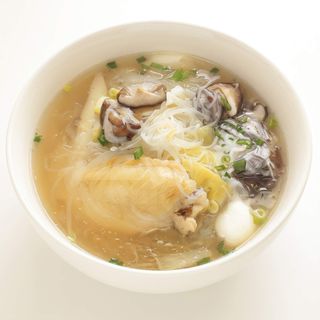 Sopa De Pollo Con Champiñones