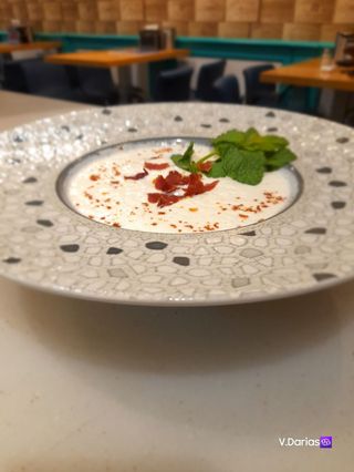 Sopa De Melón, Hierbabuena Y Jamón