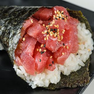 127 - Temaki spicy tuna