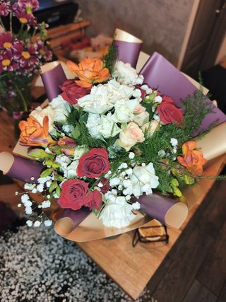 Buchet asortat diverse culori