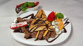 Kinder palačinka sa kinder čokoladom i plazmom