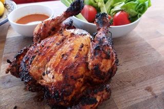 Chop Suey de carnes e marisco com piri - piri