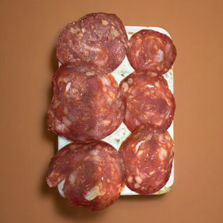 Stracciatella e salame piccante