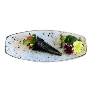 44.Temaki Salmón Agucate
