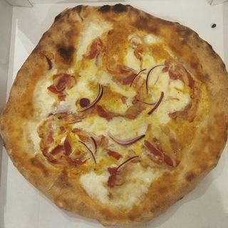 Pizza Carbonara (28 Cm. A 30 Cm. Aprox.)