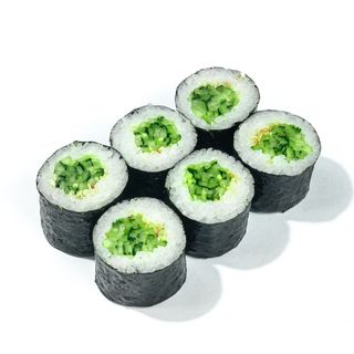 Маки ролл с огурцом