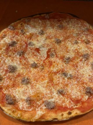 Margherita con salsiccia