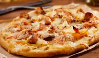 Medium Chicken Pizza