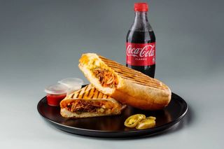 Донер в батоне куриный + НАПИТОК