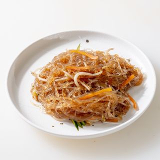 071 Spaghetti di soia con verdure