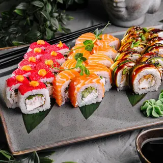 Sushi set Live is Good 