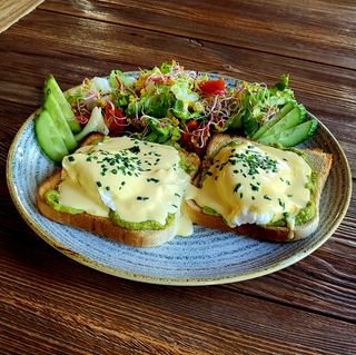 Benedykt na Guacamole