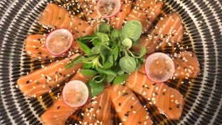 21 Carpaccio di salmone -12 pezzi