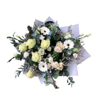 Buchet fantezie alba