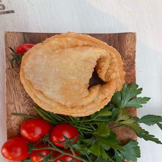Empanada de Jamón Y Queso