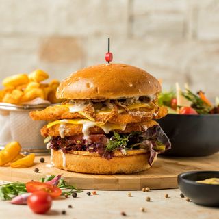 Crispy chicken burger