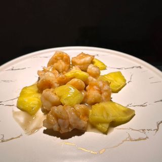 Gamberi con ananas