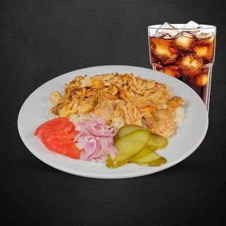 Gyros meni 4 - Pileći gyros i riža na tanjiru